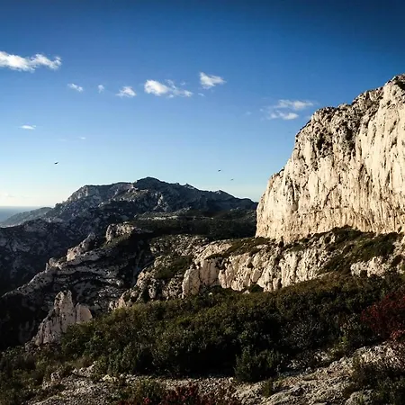 La Des Calanques Bed & Breakfast